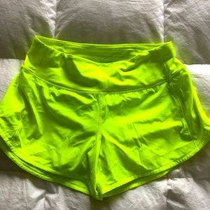 Lululemon speed shorts size 6 EXCELLENT CONDITION!